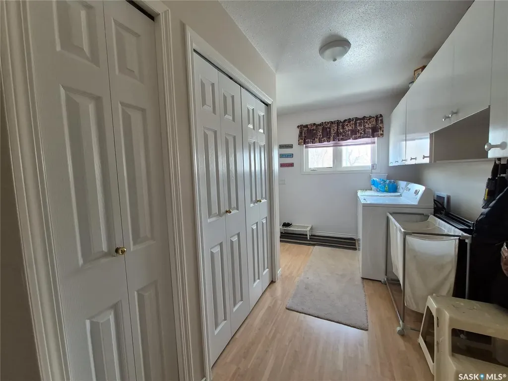 317 2nd Street W Ponteix SK S0N 1Z0