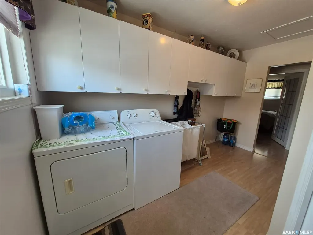 317 2nd Street W Ponteix SK S0N 1Z0