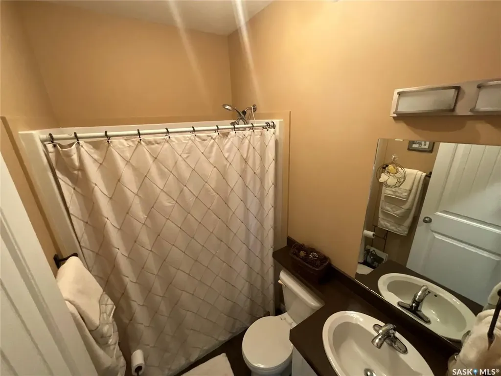 1590 4th Avenue NW Moose Jaw SK S6J 0A5