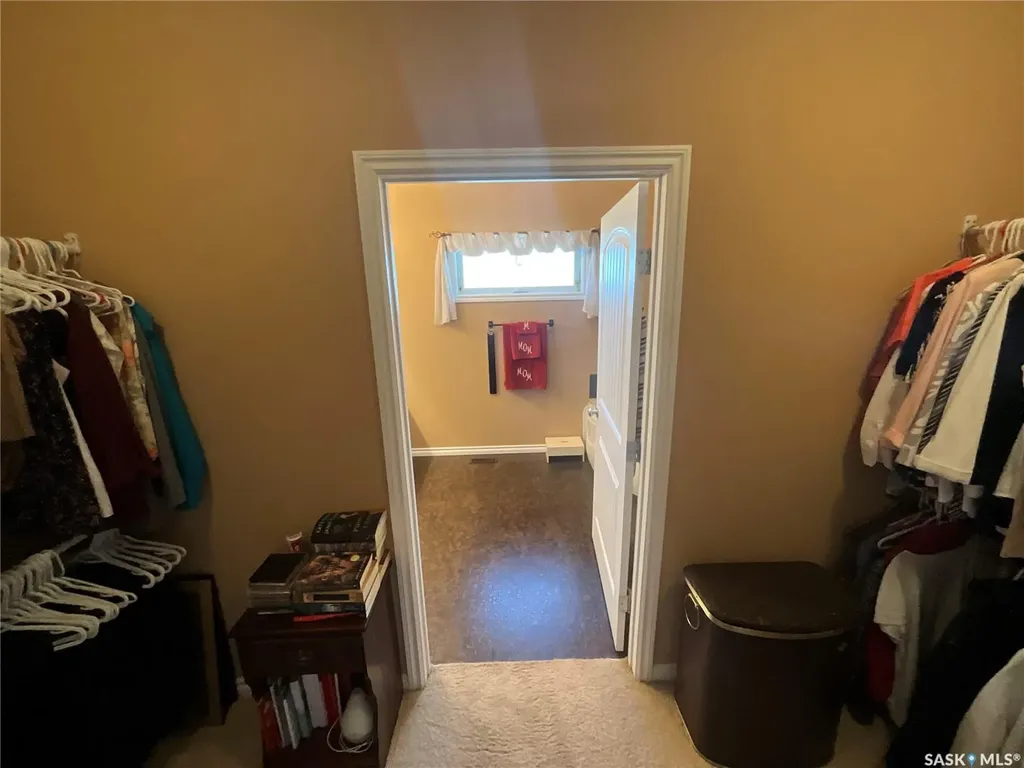 1590 4th Avenue NW Moose Jaw SK S6J 0A5