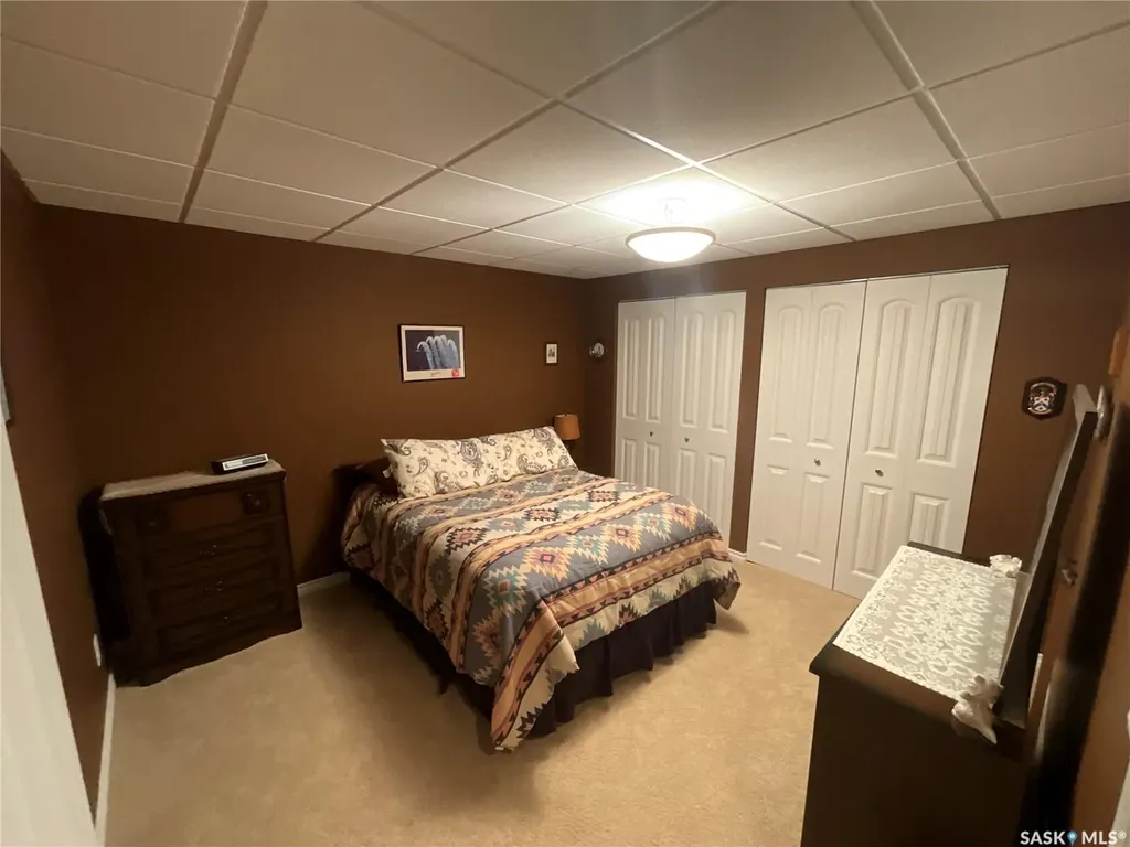 1590 4th Avenue NW Moose Jaw SK S6J 0A5