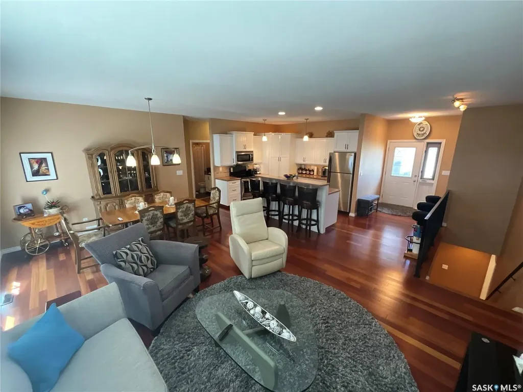 1590 4th Avenue NW Moose Jaw SK S6J 0A5