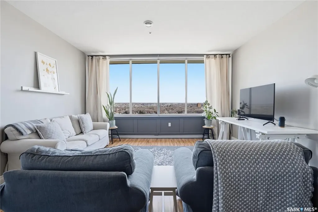 1867 Hamilton Street Regina SK S4P 2C2