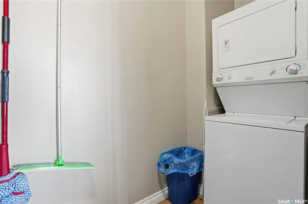 1867 Hamilton Street Regina SK S4P 2C2