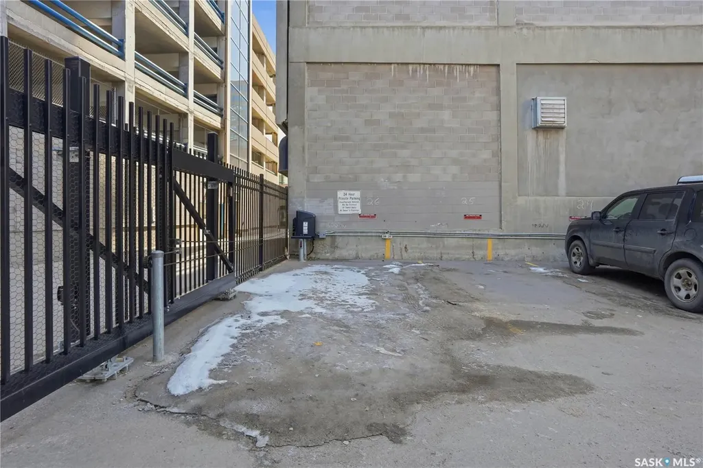 1867 Hamilton Street Regina SK S4P 2C2
