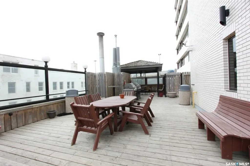 1867 Hamilton Street Regina SK S4P 2C2