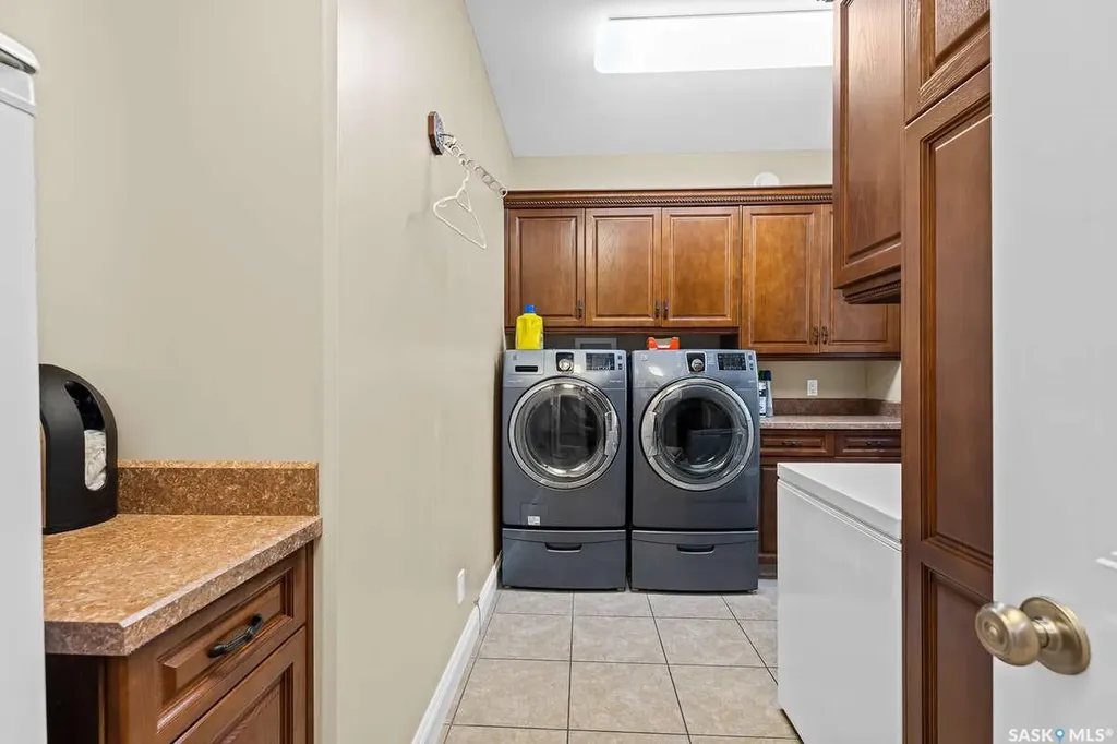 914 Tatanka Drive Sun Valley SK S6H 4P2