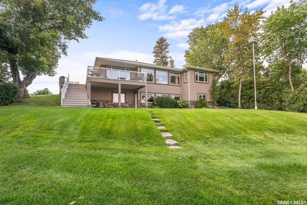 914 Tatanka Drive Sun Valley SK S6H 4P2