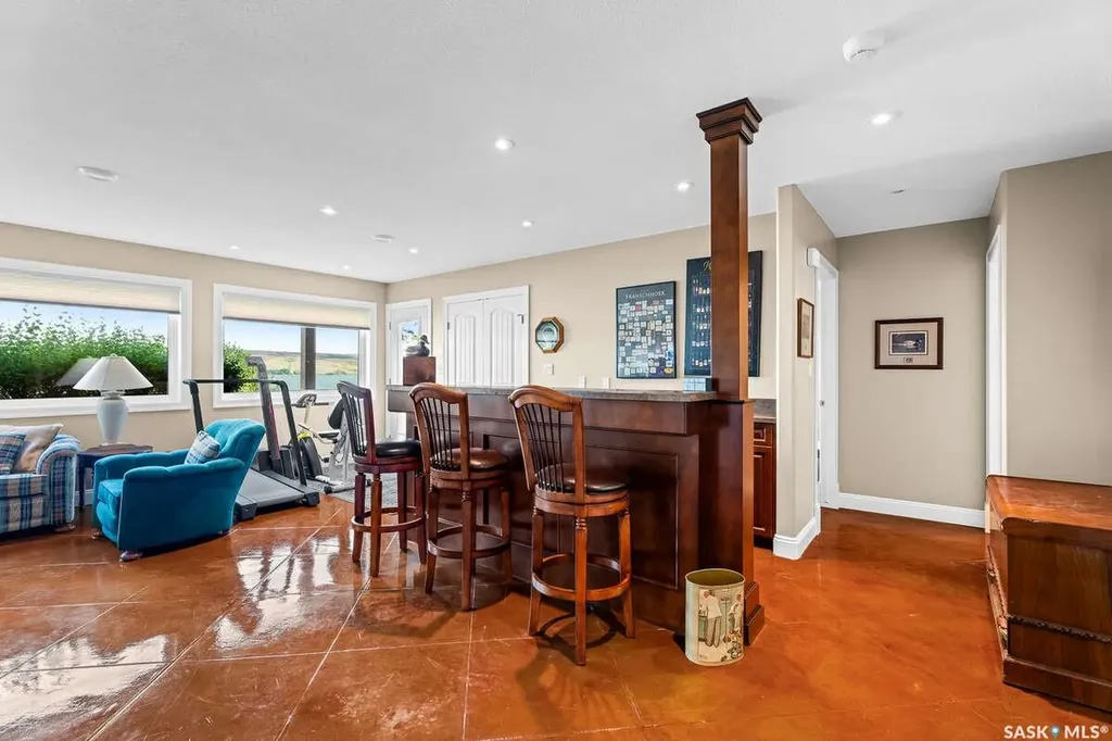 914 Tatanka Drive Sun Valley SK S6H 4P2