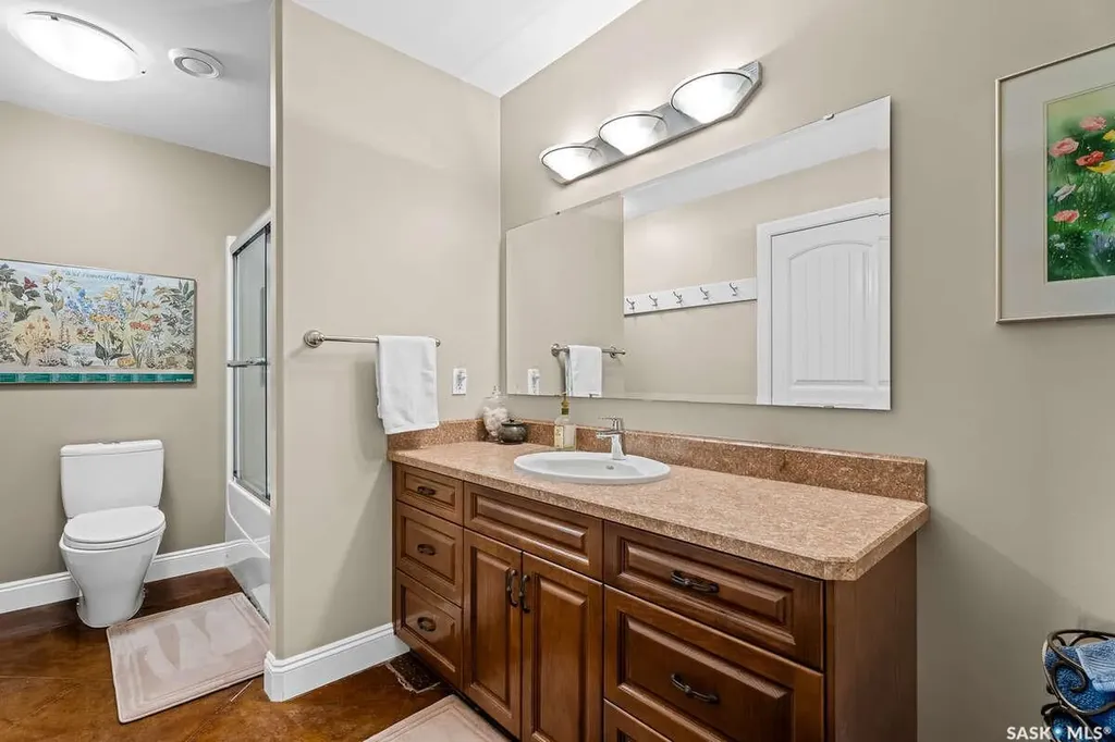 914 Tatanka Drive Sun Valley SK S6H 4P2