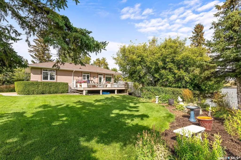 914 Tatanka Drive Sun Valley SK S6H 4P2