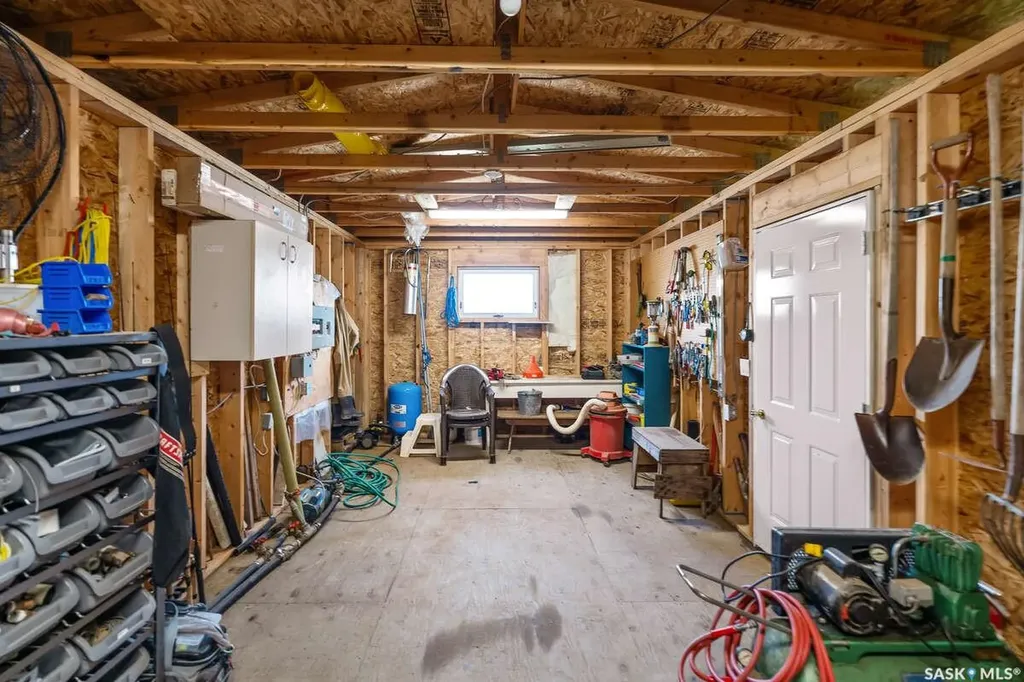 914 Tatanka Drive Sun Valley SK S6H 4P2