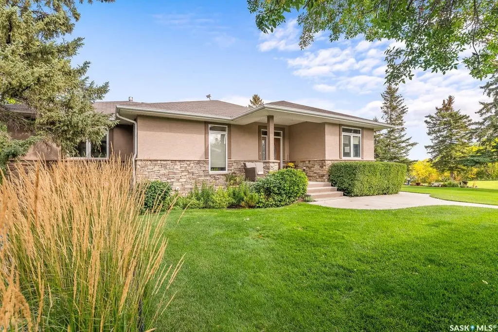 914 Tatanka Drive Sun Valley SK S6H 4P2