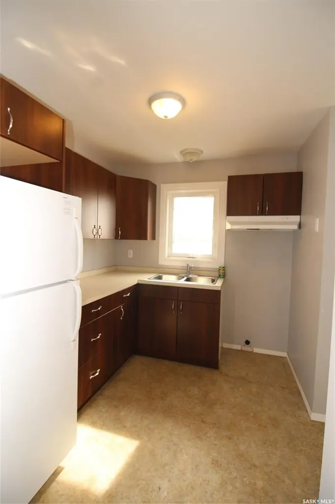310-320 Railway Avenue W Val Marie SK S0N 2T0