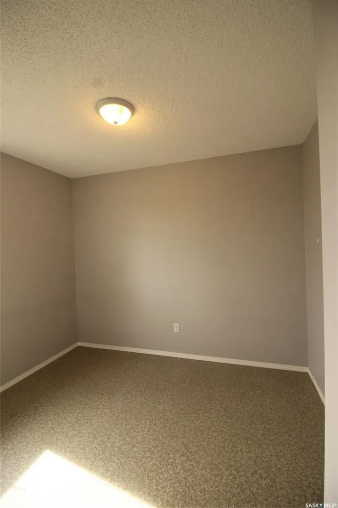310-320 Railway Avenue W Val Marie SK S0N 2T0
