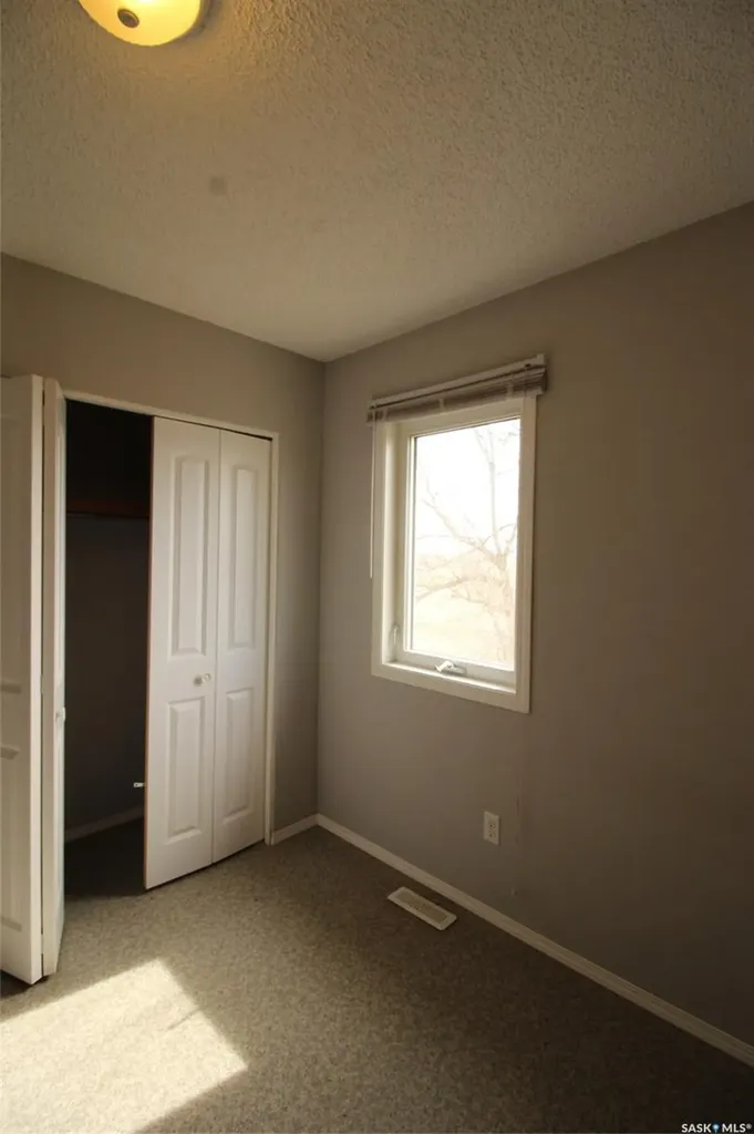 310-320 Railway Avenue W Val Marie SK S0N 2T0