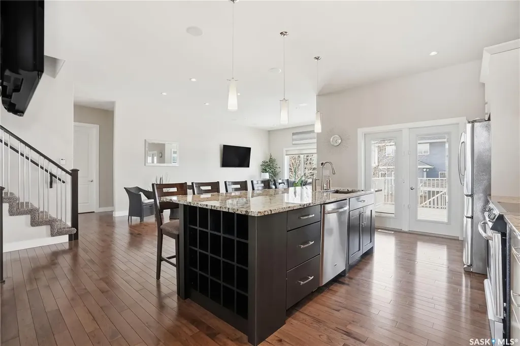1807 Pohorecky Crescent Saskatoon SK S7W 0J2