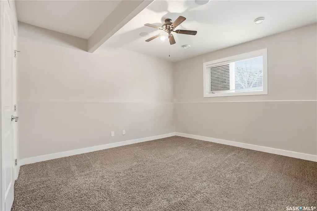 1807 Pohorecky Crescent Saskatoon SK S7W 0J2