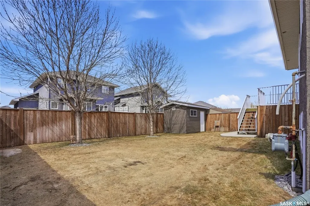 1807 Pohorecky Crescent Saskatoon SK S7W 0J2