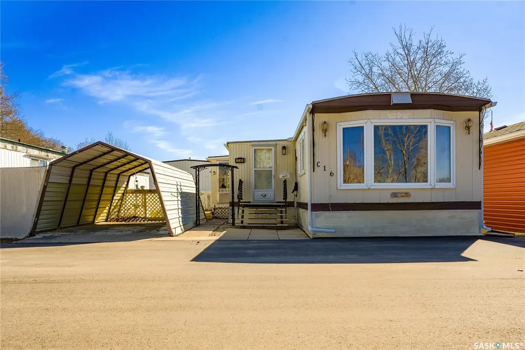 1455 9th Avenue NE Moose Jaw SK S6J 0A9