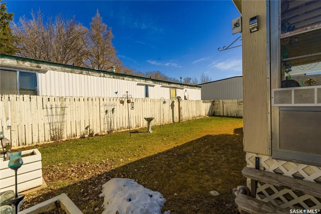 1455 9th Avenue NE Moose Jaw SK S6J 0A9
