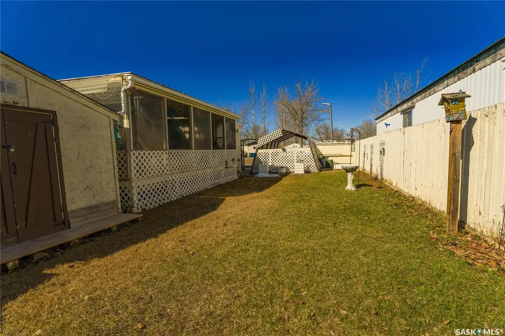 1455 9th Avenue NE Moose Jaw SK S6J 0A9