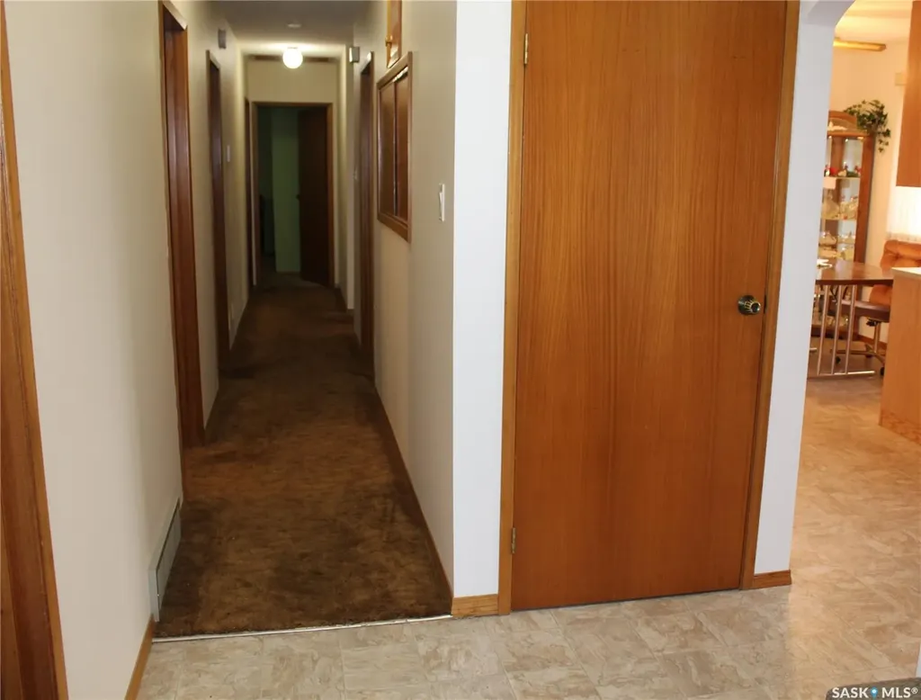 702 2nd Street W Wilkie SK S0K 4W0