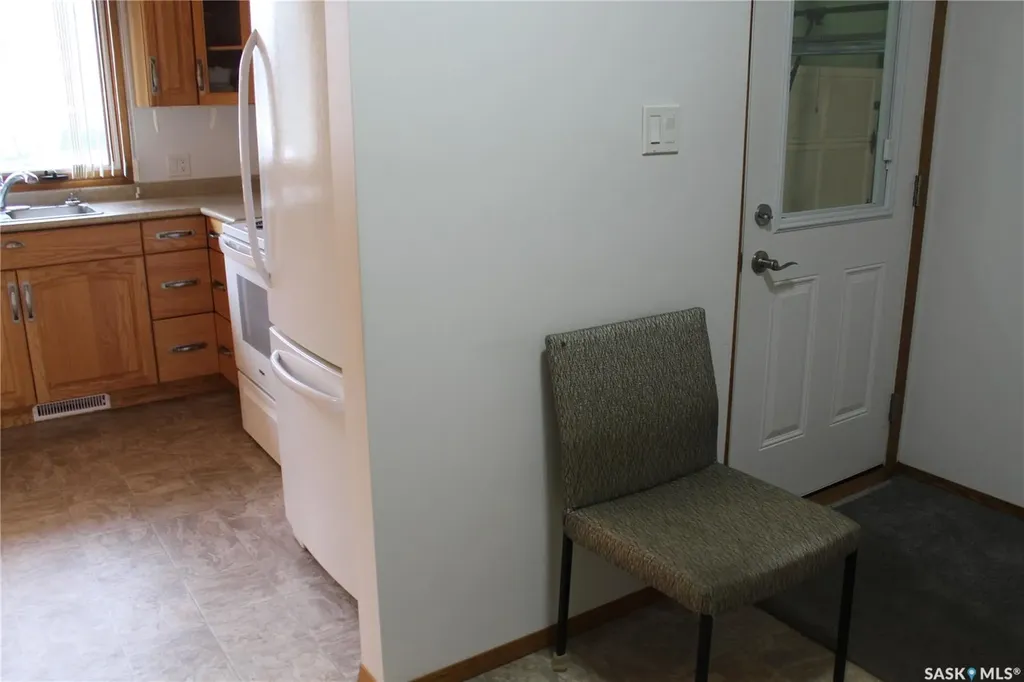 702 2nd Street W Wilkie SK S0K 4W0