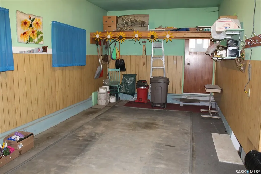 702 2nd Street W Wilkie SK S0K 4W0