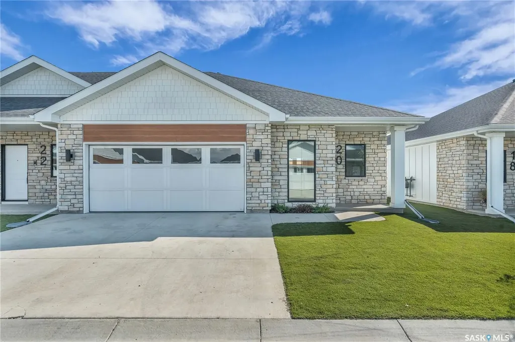 720 Brighton Boulevard Saskatoon SK S7V 1X1