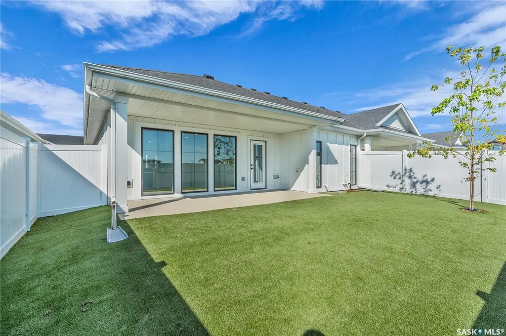 720 Brighton Boulevard Saskatoon SK S7V 1X1