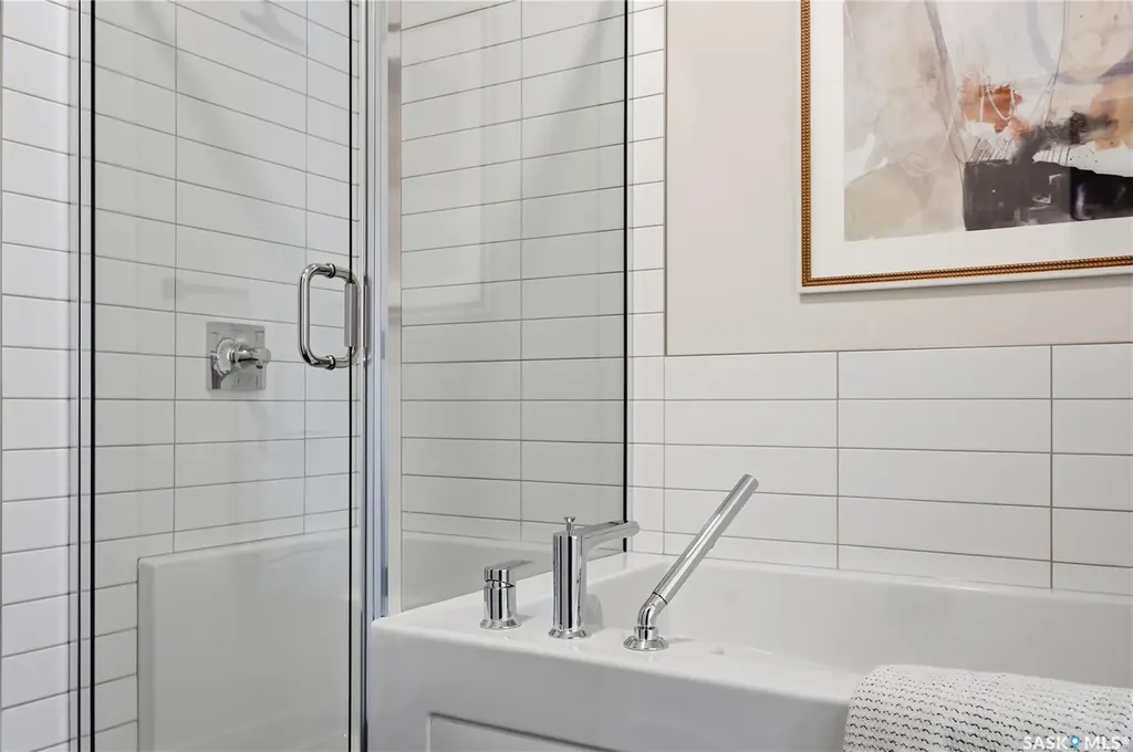 720 Brighton Boulevard Saskatoon SK S7V 1X1