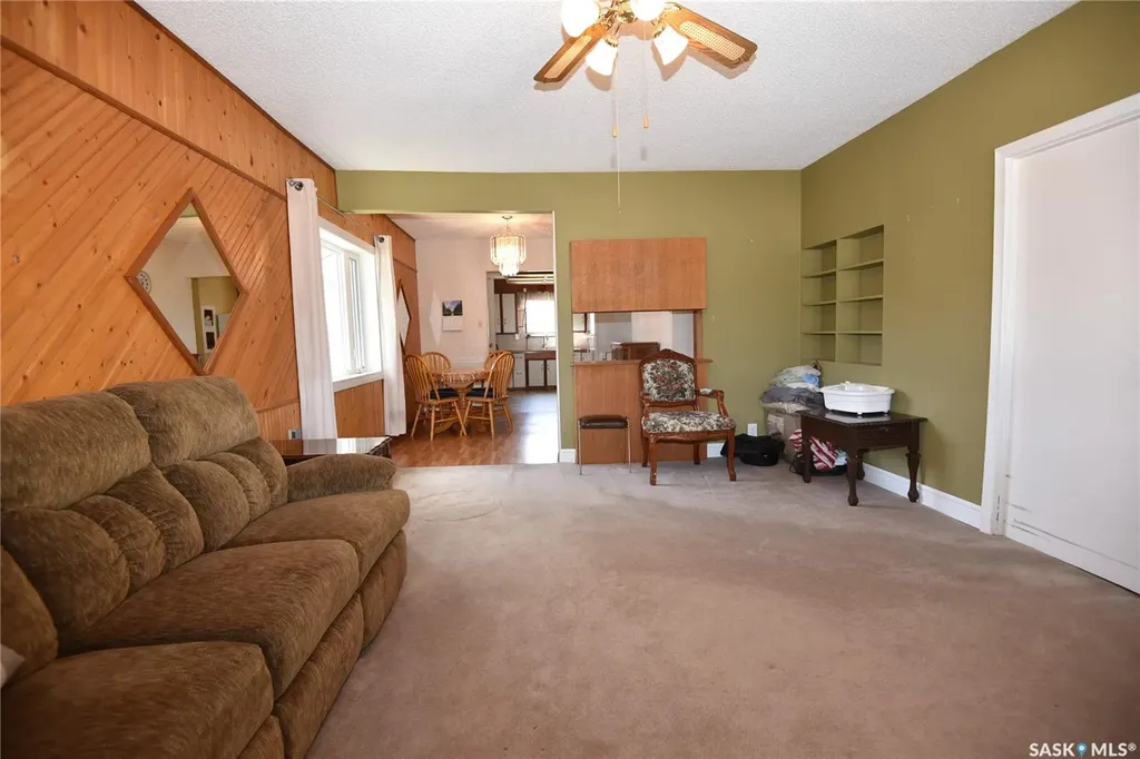 220 2nd Street E Nipawin SK S0E 1E0