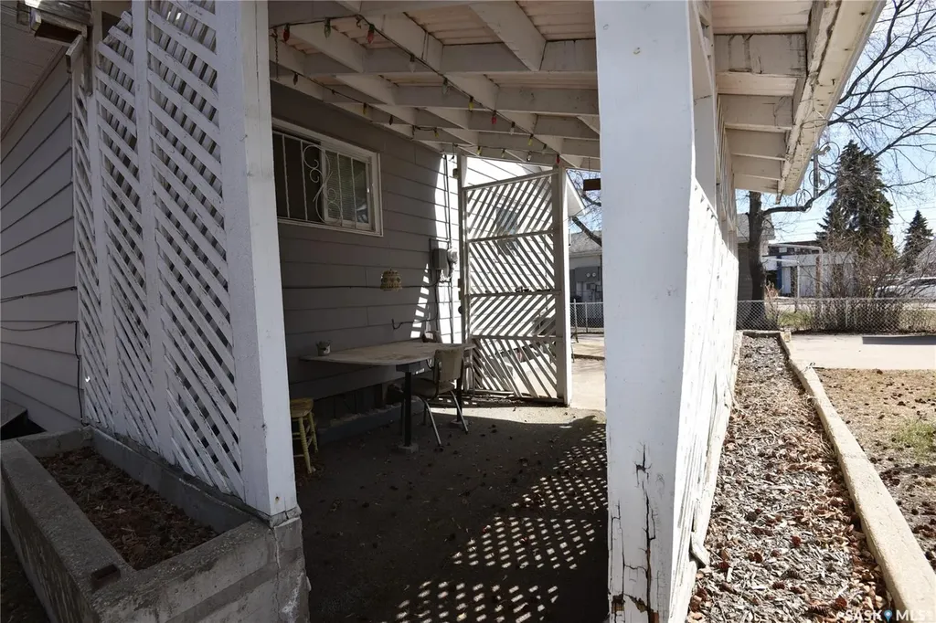 220 2nd Street E Nipawin SK S0E 1E0