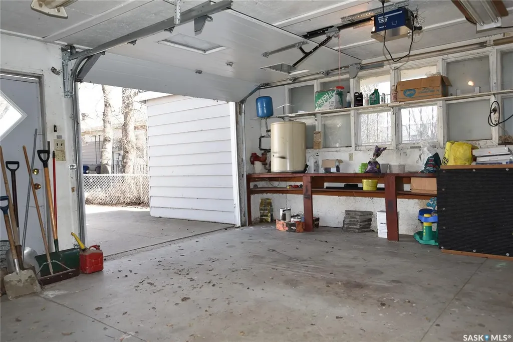 220 2nd Street E Nipawin SK S0E 1E0