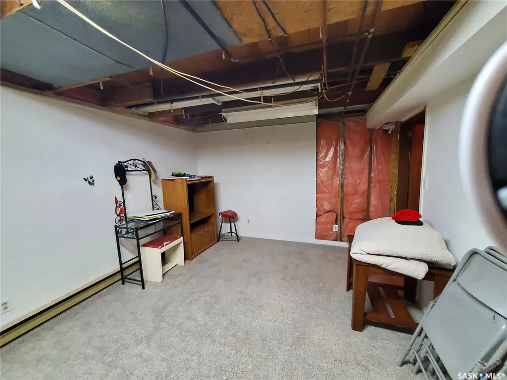321 1st Street W Ponteix SK S0N 1Z0
