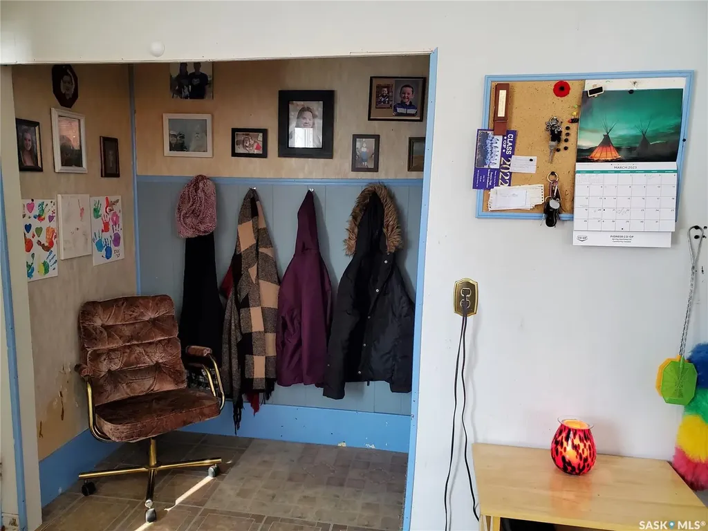 321 1st Street W Ponteix SK S0N 1Z0
