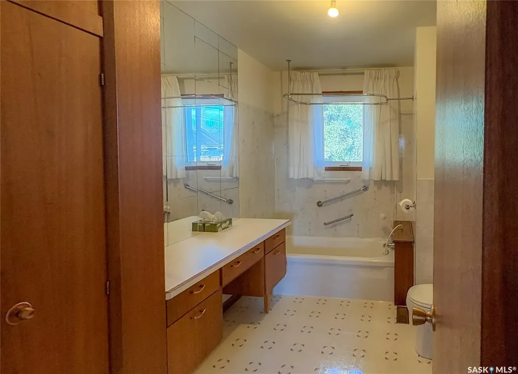 402 Fourth Street Kipling SK S0G 2S0