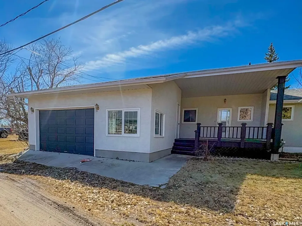 402 Fourth Street Kipling SK S0G 2S0