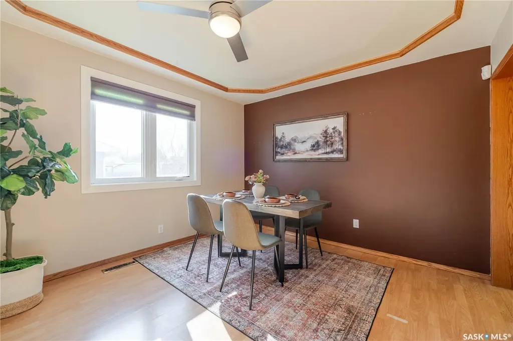 1117 Iroquois Street W Moose Jaw SK S6H 5C1