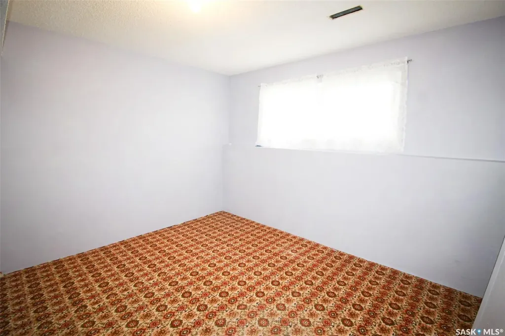128 1st Street E Frontier SK S0N 0W0