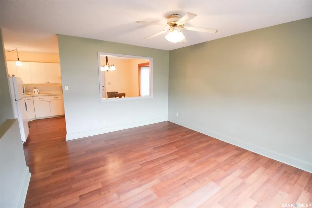 128 1st Street E Frontier SK S0N 0W0