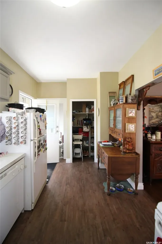 531 1st Street E Shaunavon SK S0N 2M0