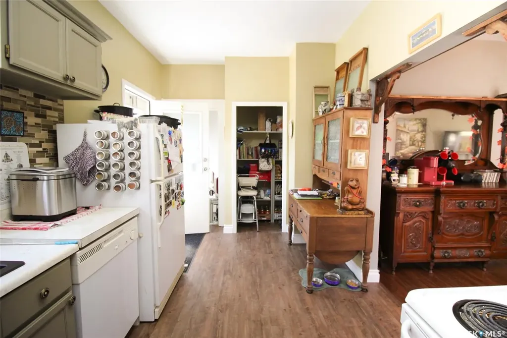531 1st Street E Shaunavon SK S0N 2M0