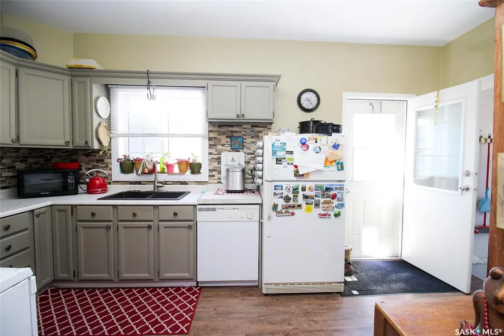 531 1st Street E Shaunavon SK S0N 2M0