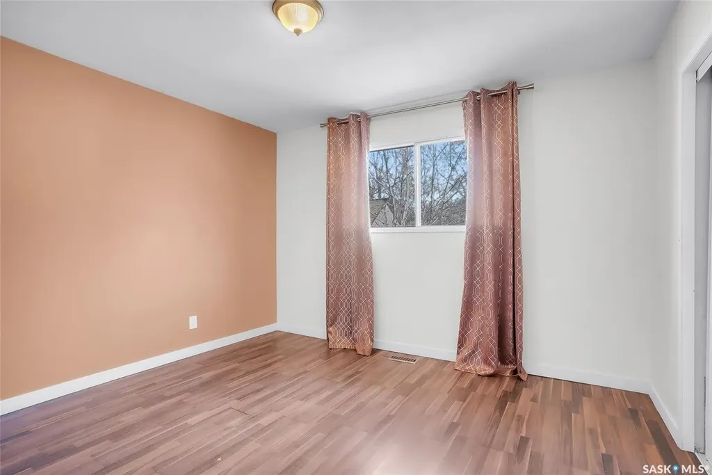122 Clancy Drive Saskatoon SK S7M 4L2