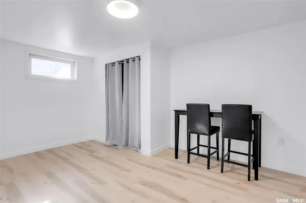 122 Clancy Drive Saskatoon SK S7M 4L2
