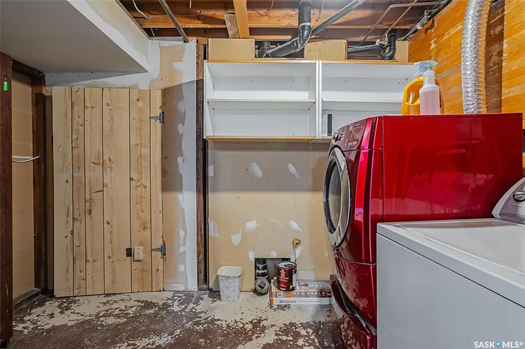122 Clancy Drive Saskatoon SK S7M 4L2