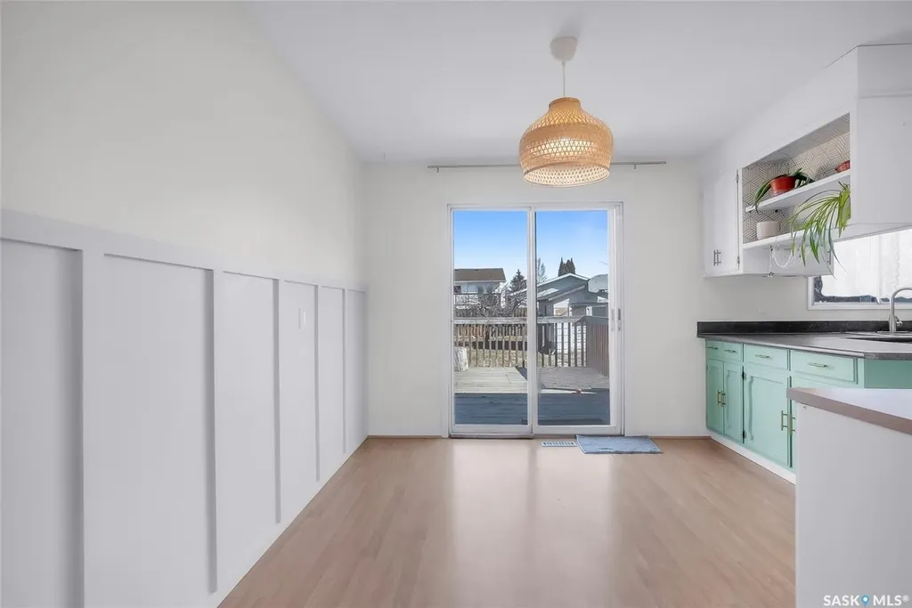 122 Clancy Drive Saskatoon SK S7M 4L2