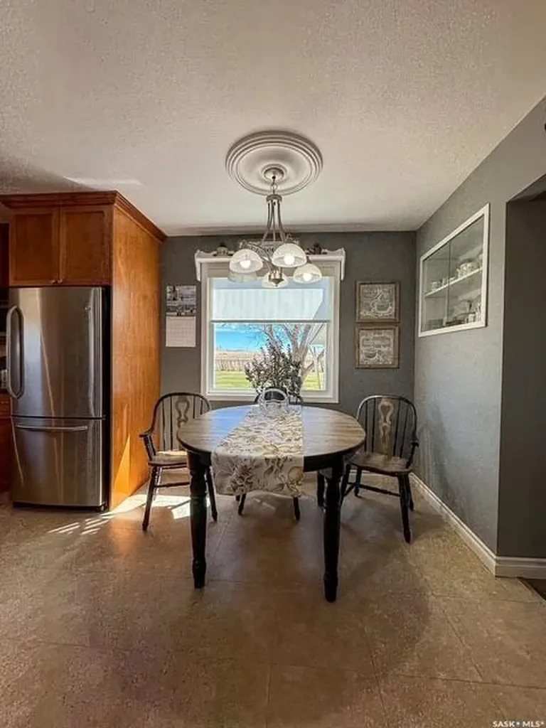 113 1st Street Swift Current Rm No. 137 SK S9H 4V1